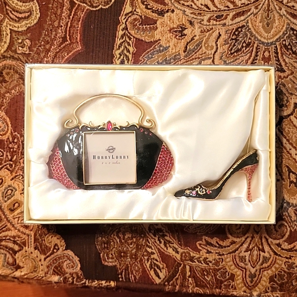 *NWT Hobby Lobby Purse & Shoe Fashion Picture Frame and Holder Set